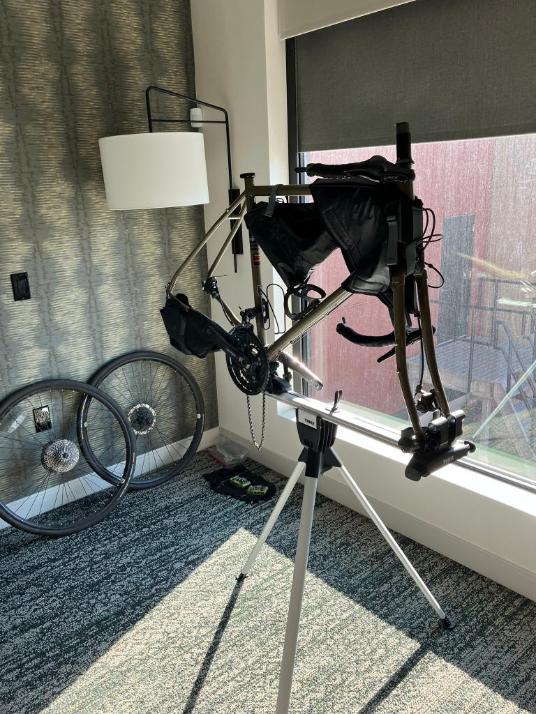 Reassembling my bike using the Thule Roundtrip stand